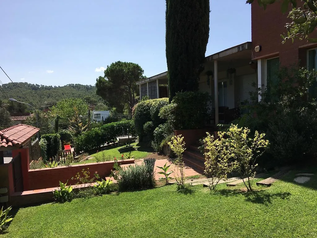 B&B Ines Sant Cugat del Valles 3*,  Spain